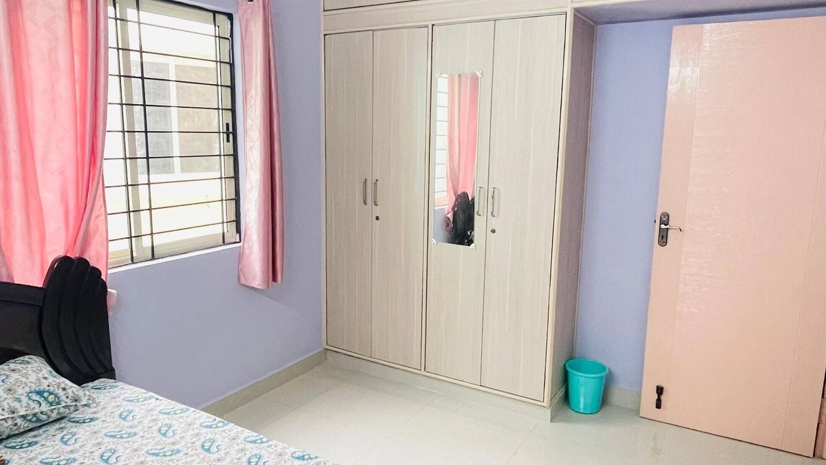 Agara House | SRI HOME STAY - DOUBLE BEDROOM FULLY FURNISHED SERVICE APARTMENT