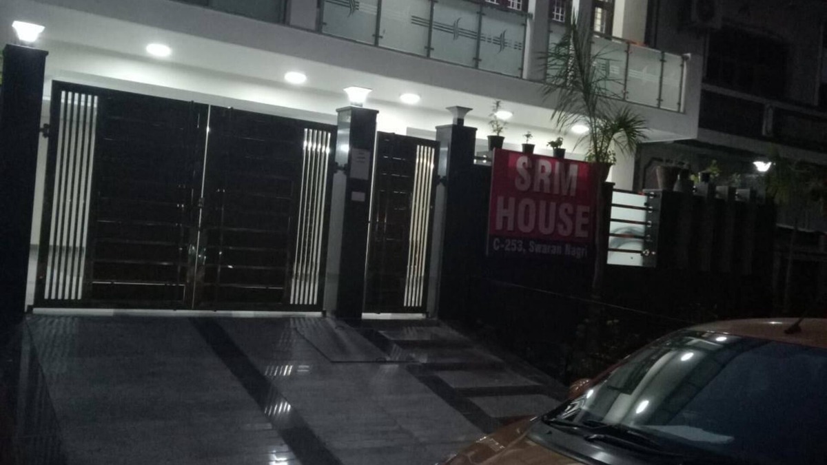 Greater Noida House | SRM House