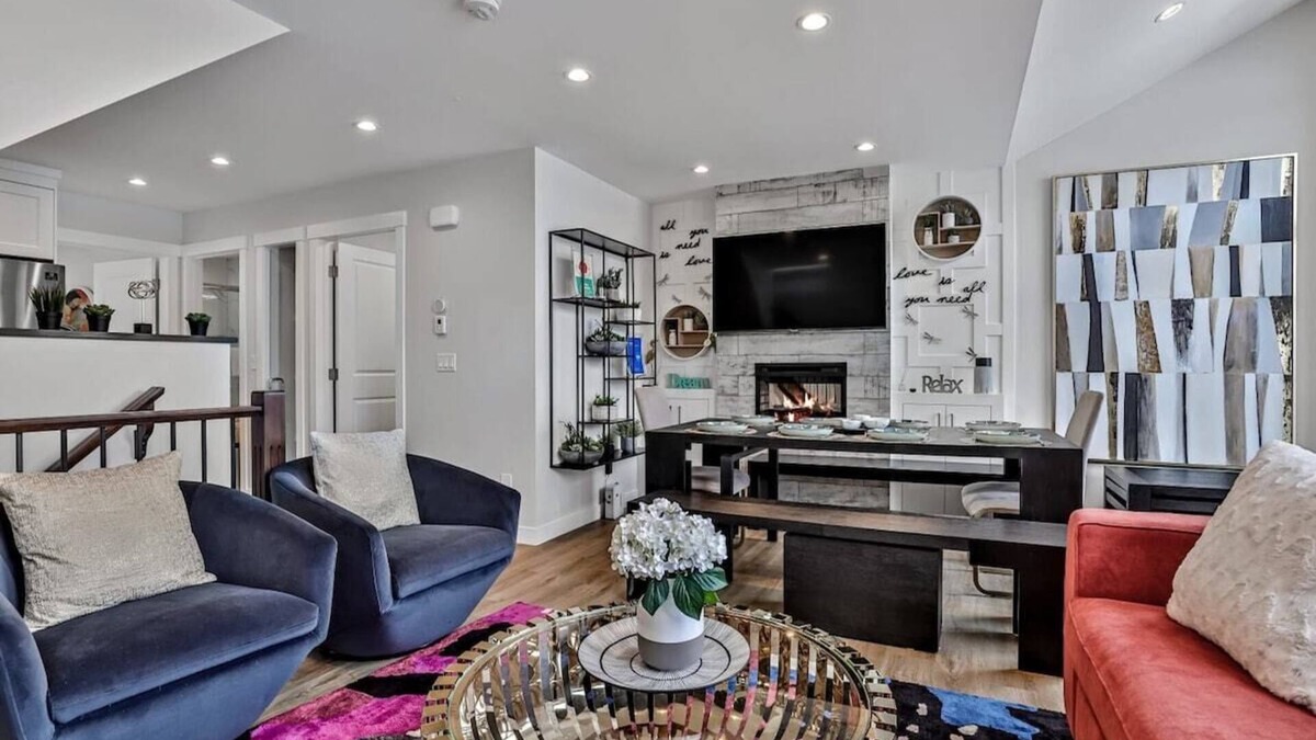 Teepee Town House | SSR Cupid |Private Entry|Top View|Luxury|4BR&3BTH|UP TO 15 GUESTS