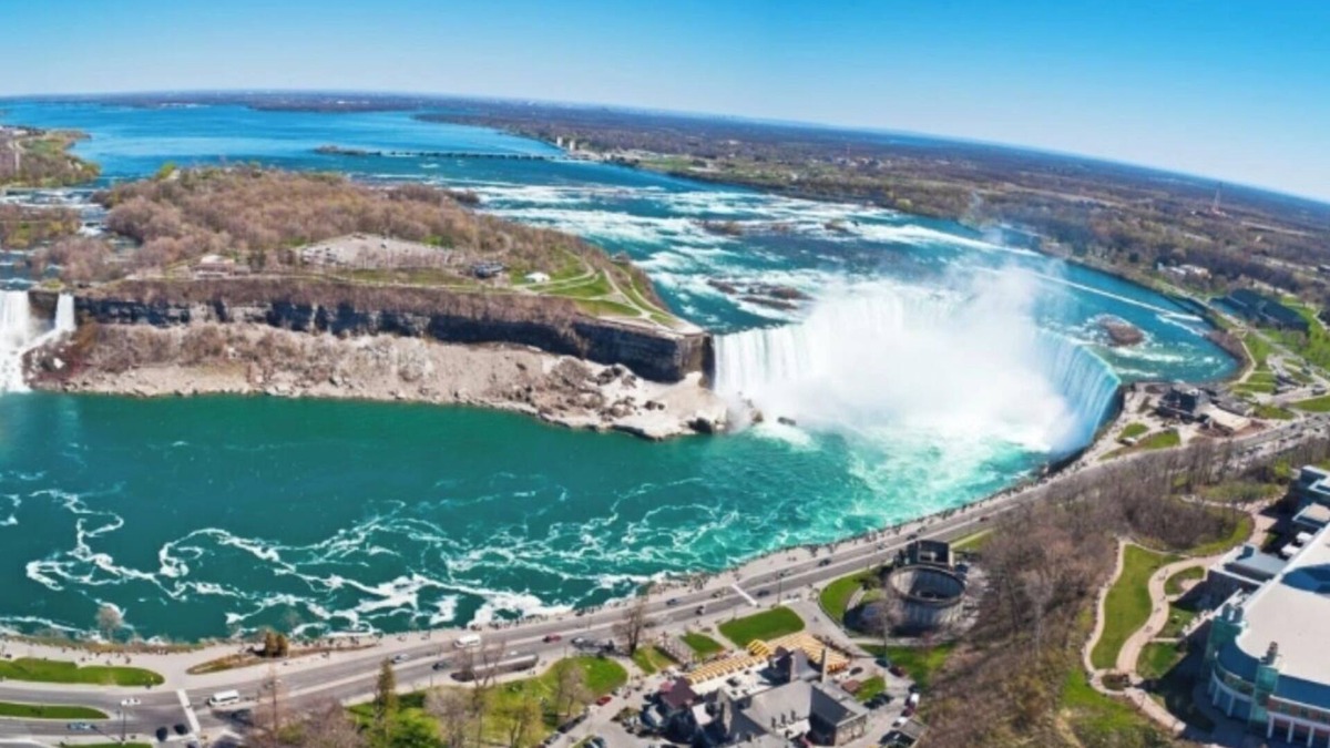 Downtown Apartment | St Catharines & Niagara Escape