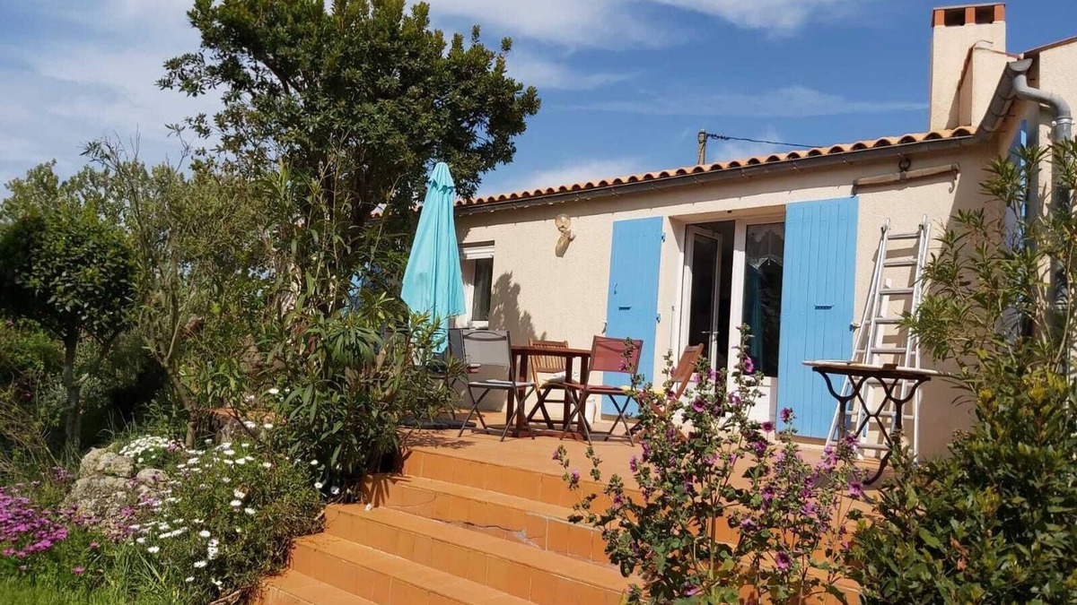 Saint-Denis-d'Oleron House | St. Gallen Denis, au calme, 3 bedrooms, with large garden, 50 mètres from the océan.