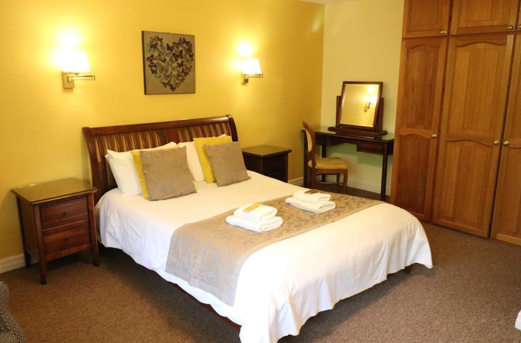 Woking Hotel | St George's Lodge, Bisley