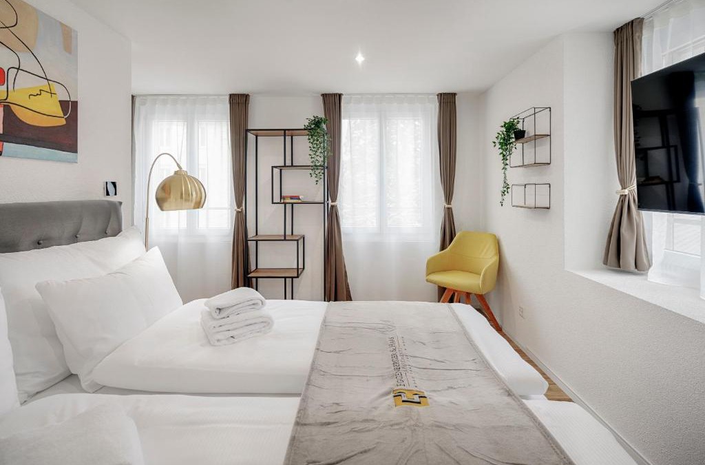 St. Gallen Apartment | St Georgen-Strasse Studios by VISIMO - Design, City, Nature