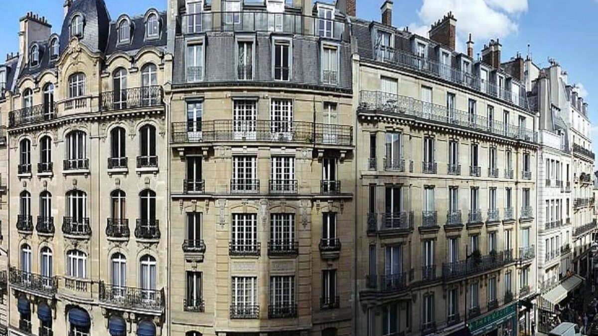 Saint-Germain-des-Pres Apartment | St Germain Des Pres-Rue Du Four Full of Charming Period Details: Old World Paris