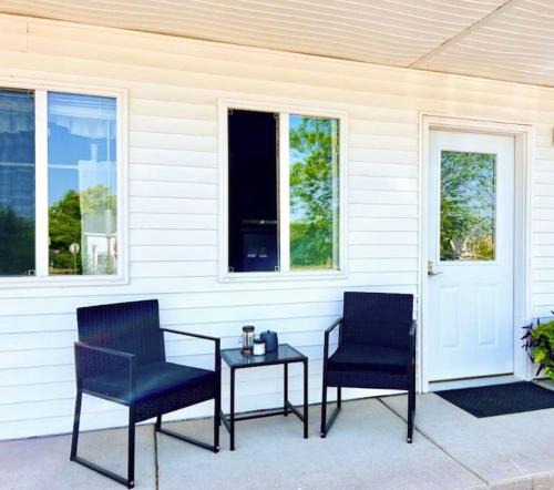 St Ignace House | St Ignace Escape - Close to Ferry