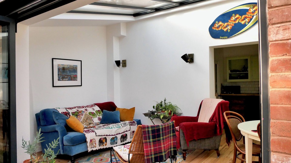 Exeter House | St James: Light, airy house with garden near Exeter university and town centre.