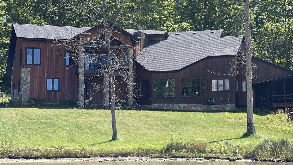 Algoma District House | St. Joseph Island retreat