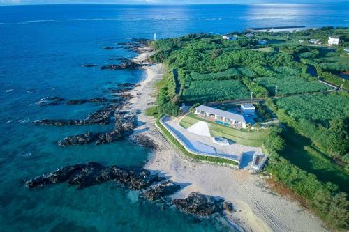 Yoron Villa | St Maire Yoron