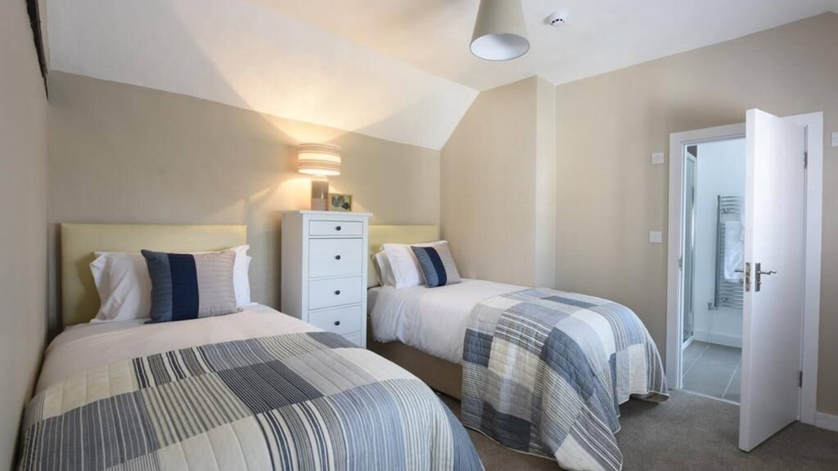 Charlton Apartment | St Mary's at Woodstock Suites