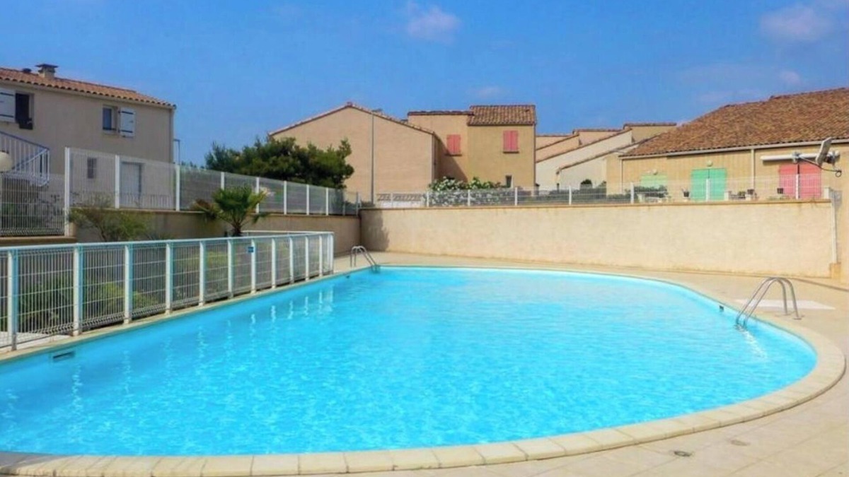 Saint-Pierre-la-Mer Cabin | ST Pierre LA Mer- 💫🏖pavillon- Residence Piscine -plage 700m