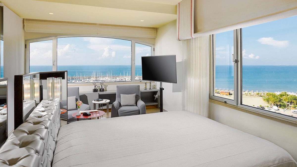 Limassol Hotel | St Raphael Resort