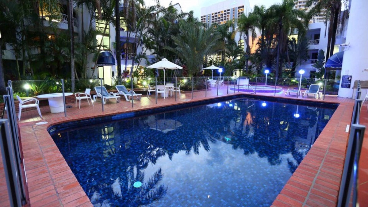 Surfers Paradise Apartment | St Tropez Apartments