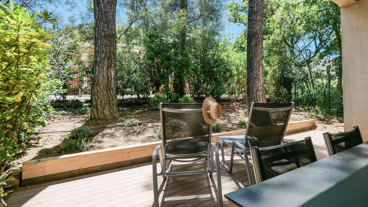Cote d'Azur- French Riviera Apartment | St Tropez XIX Renovated 2-bedroom apartment with pool and beach 150m away