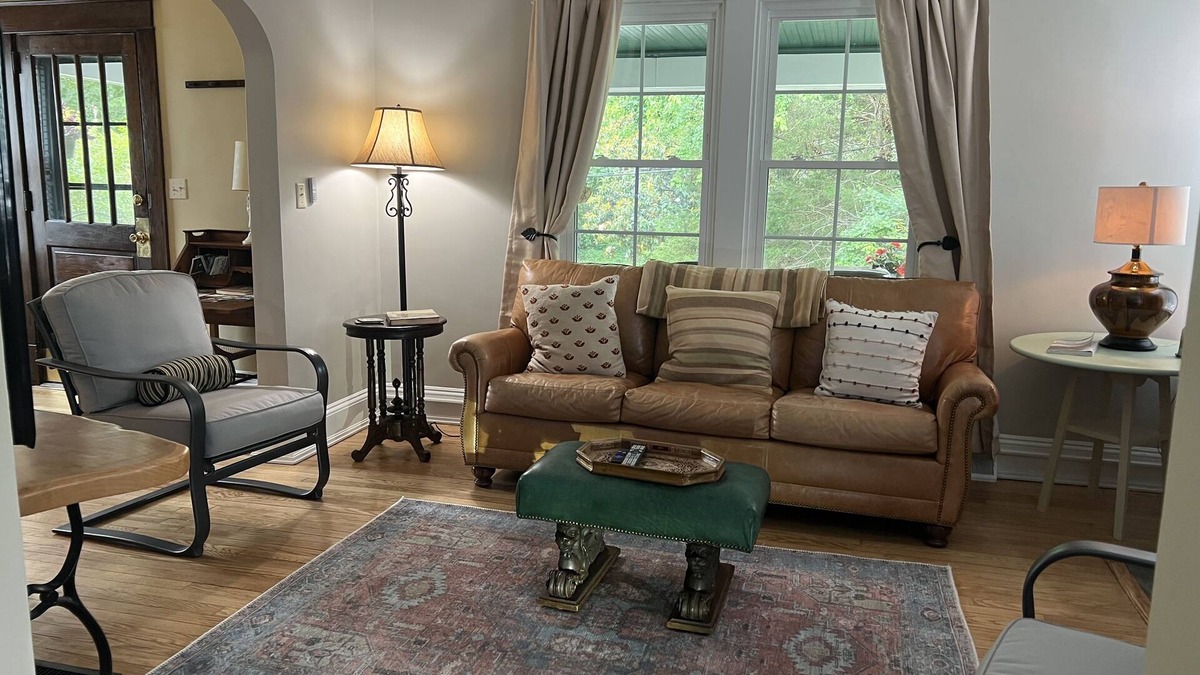 Jefferson Park Avenue House | Stadium Hill House