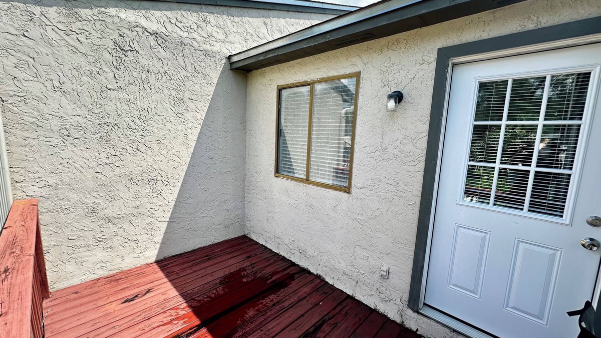 College Town House | Stadium Stay 2 Bedroom