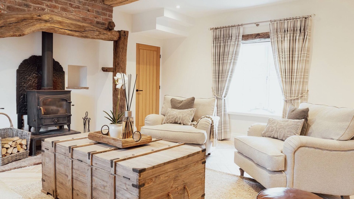 Sutton Cottage | STAG COTTAGE, family friendly in Sutton Near Macclesfield