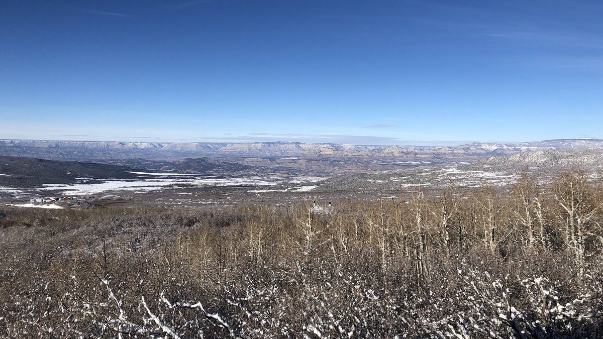 Mesa House | Staggering view from cozy cabin near Powderhorn Ski resort and the Grand Mesa!