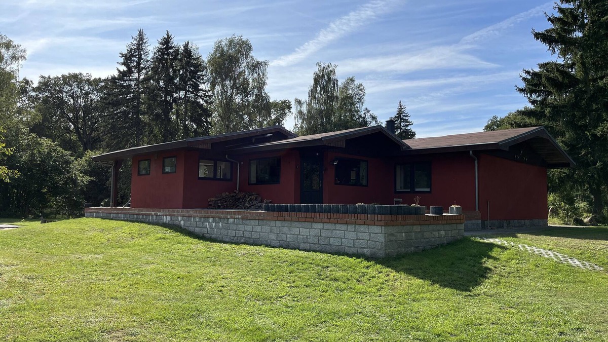 Grabow House | Standalone idyllic holiday home in the middle of nature for 6 to 8 people