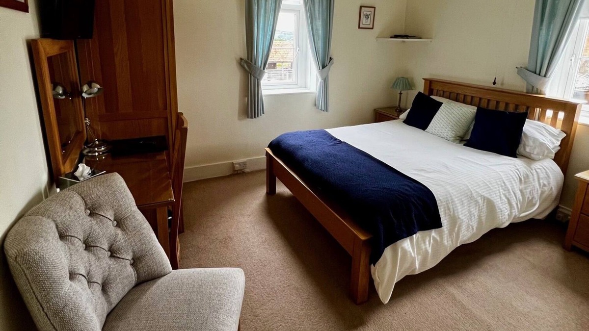 Westcott Other | Standard Double Ensuite at Newcourt Barton