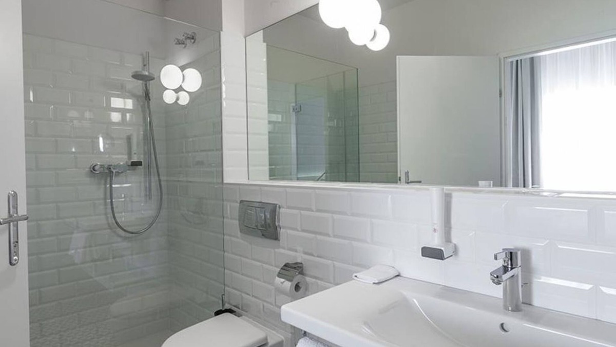 Leopoldskron-Moos House | Standard double room with shower or bath, WC - Hotel Schloss Leopoldskron
