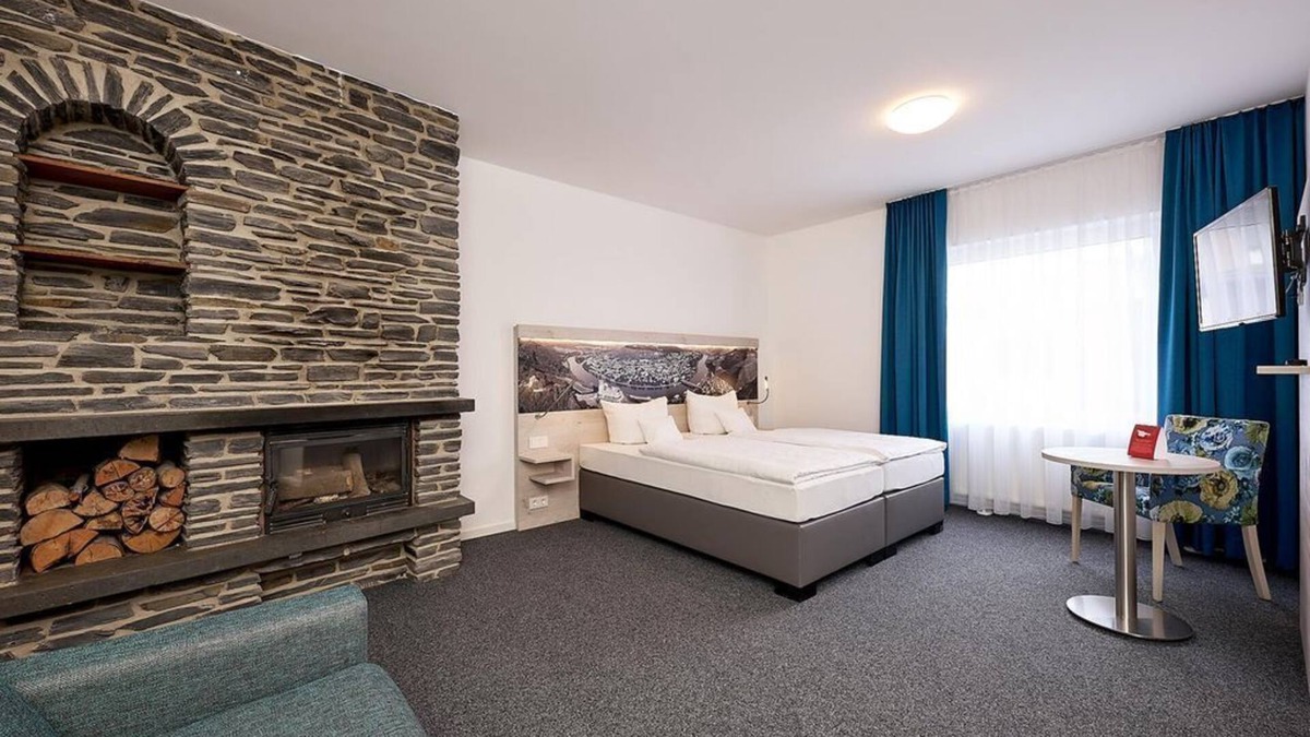 Wehlen House | Standard room L - Moselhotel Sonnenuhr