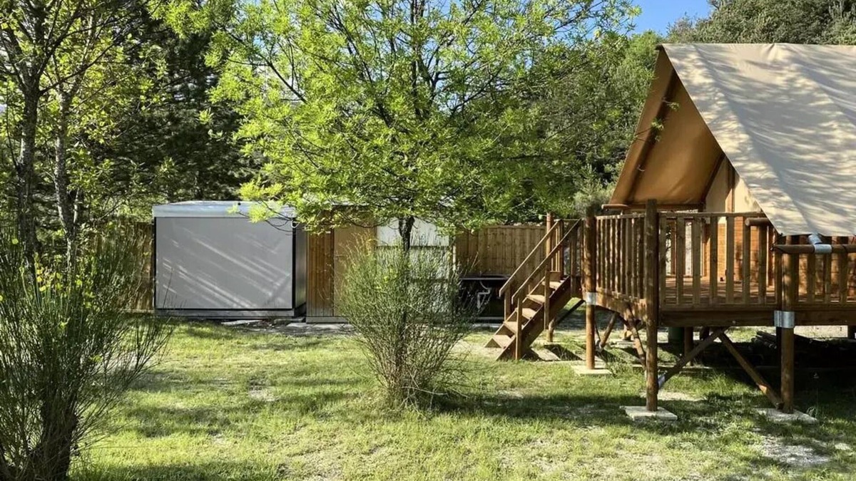 Rosans House | Standardkabine "Amazon" 30m2 - 2 Schlafzimmer - Terrace + eigenes Bad 4 Personen