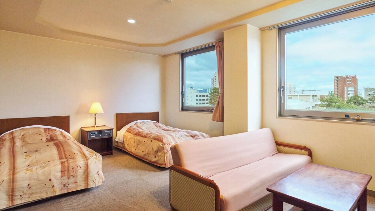 Ote Hotel | Standardroom without meals Deluxe twin on the Fukui castle ruins side/Fukui Fukui