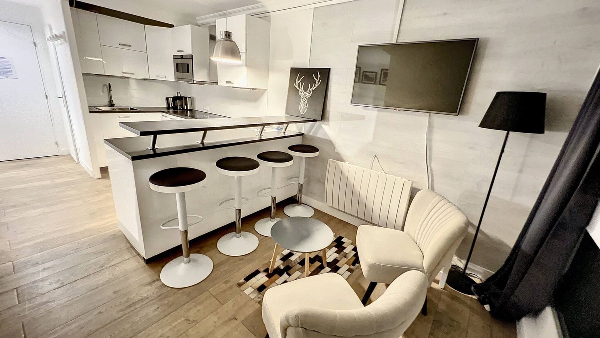 Arc-1800 Apartment | Standing Apartment 4 people + Parking + Ski locker - Arcs 1800