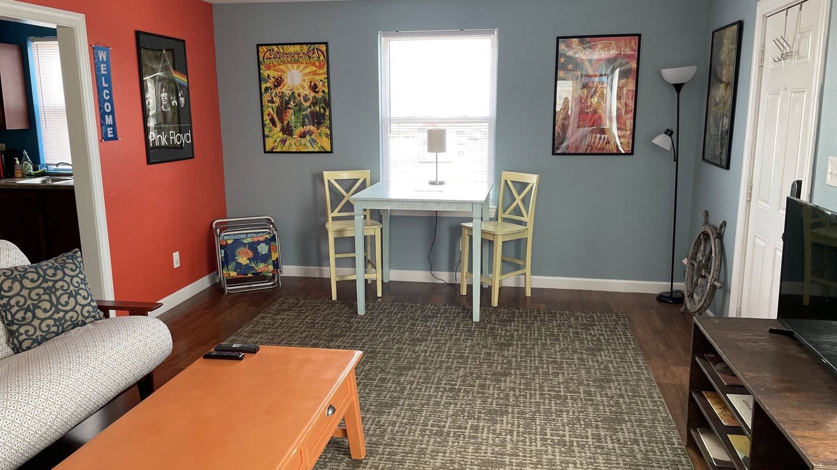 Northeast Virginia Beach Apartment | Standing on the Moon One Block to the Beach