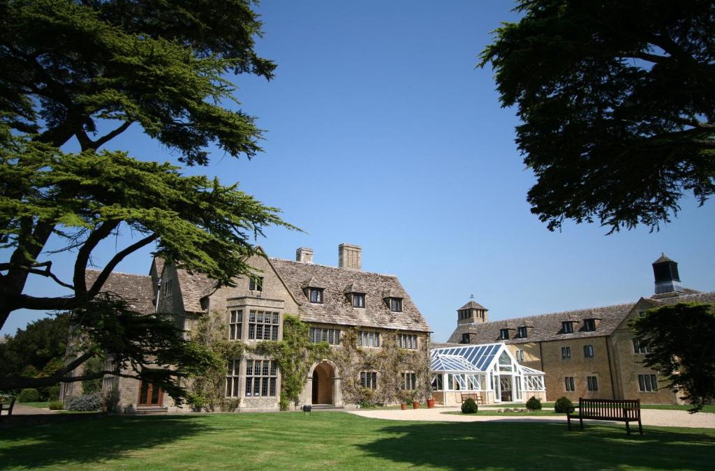 Blunsdon Hotel | Stanton House Hotel