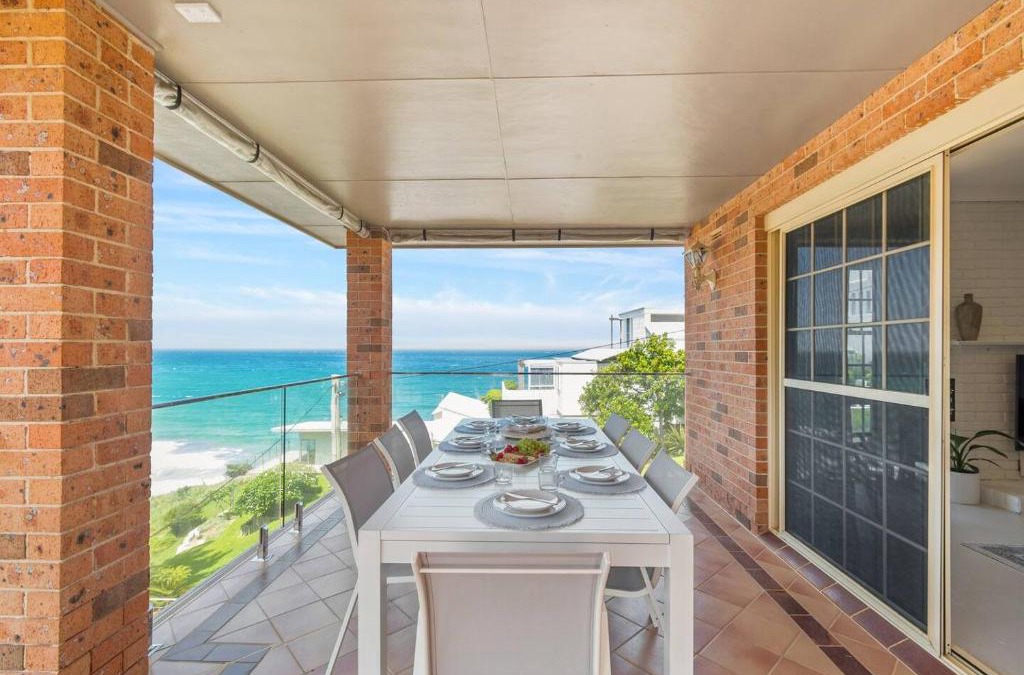 Stanwell Park House | Stanwell Park Escape - Sprawling Beachfront Living