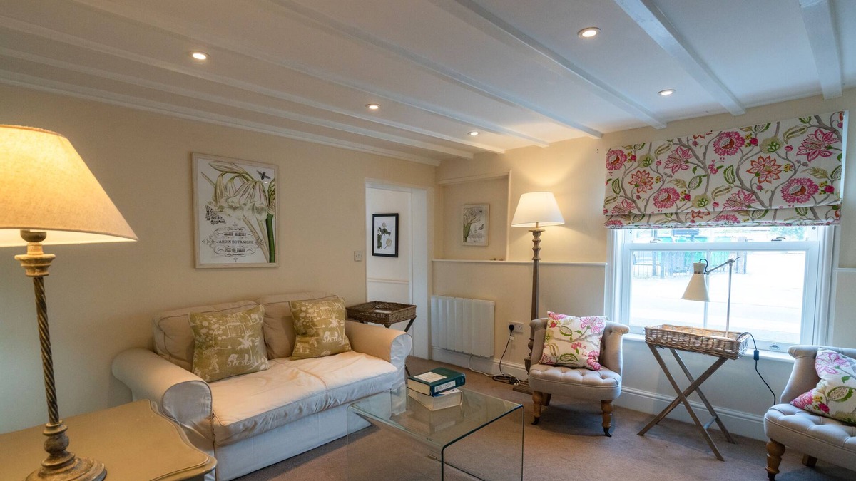 Carlton House | Stapleton/Parkgate Cottages