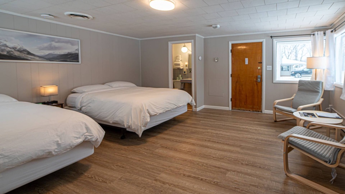 Indian River Apartment | Star Gate Room 12 Indian River, MI