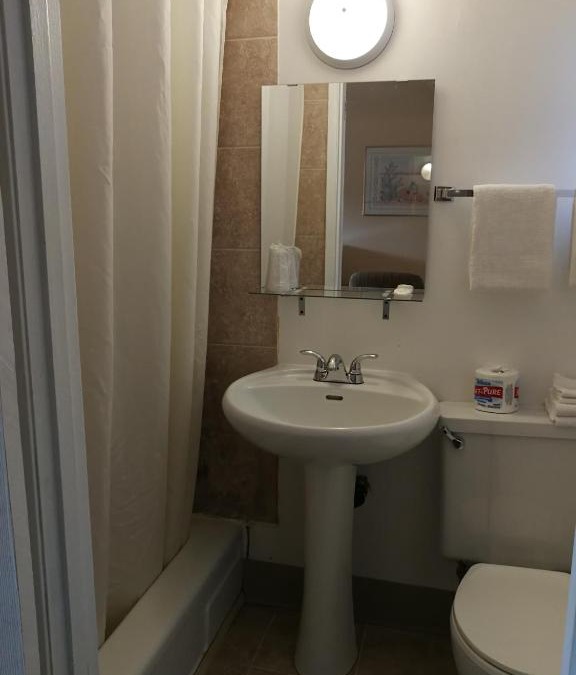 Morden Hotel | Star Motel