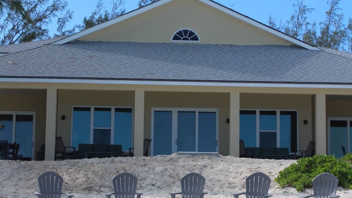 Tar Bay House | Starfish House, Great Exuma - Great for 4 couples or 2 families.