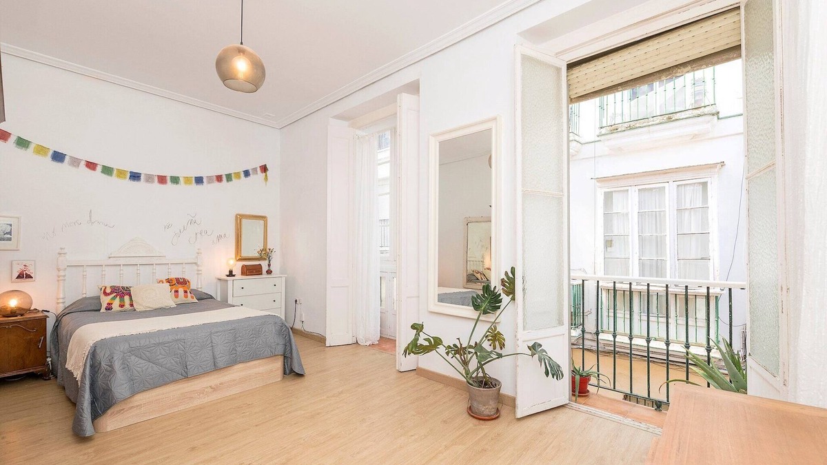 Old Town Apartment | Starlight - Apartment In Cádiz. Free Wifi