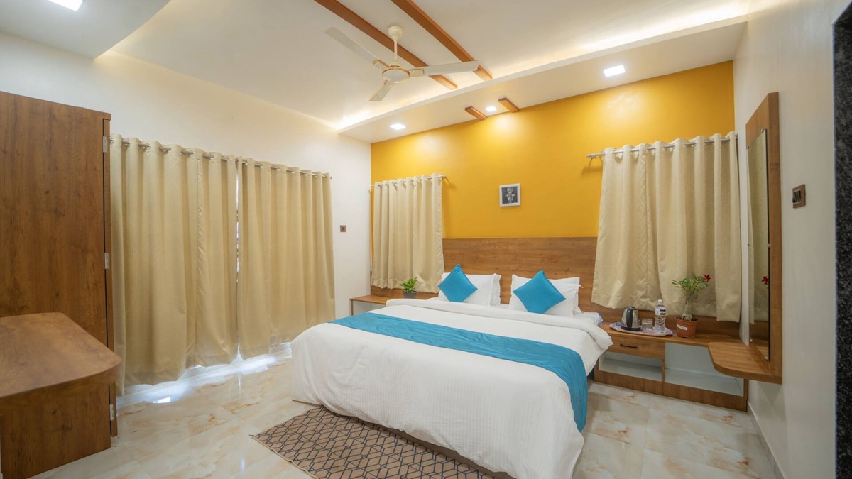 Wai Villa | Starlit Vale, Mahabaleshwar by Ebony Stays – Luxury 9BHK with Valley Views