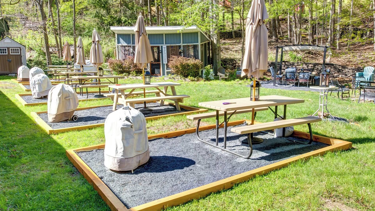 Big Indian Apartment | Starlite Motel