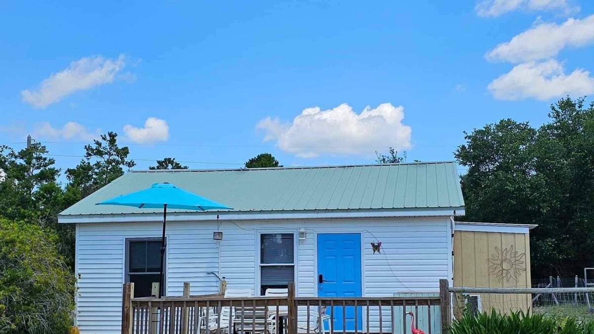 Eastpoint House | Starry Night Cottage with a Bay View and perfect for outdoor lovers!