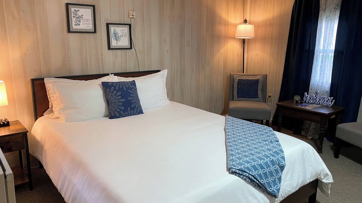 Coudersport Cabin | Starry Nights Awaits: Cozy Cabin Near Cherry Spring l Sleep 3