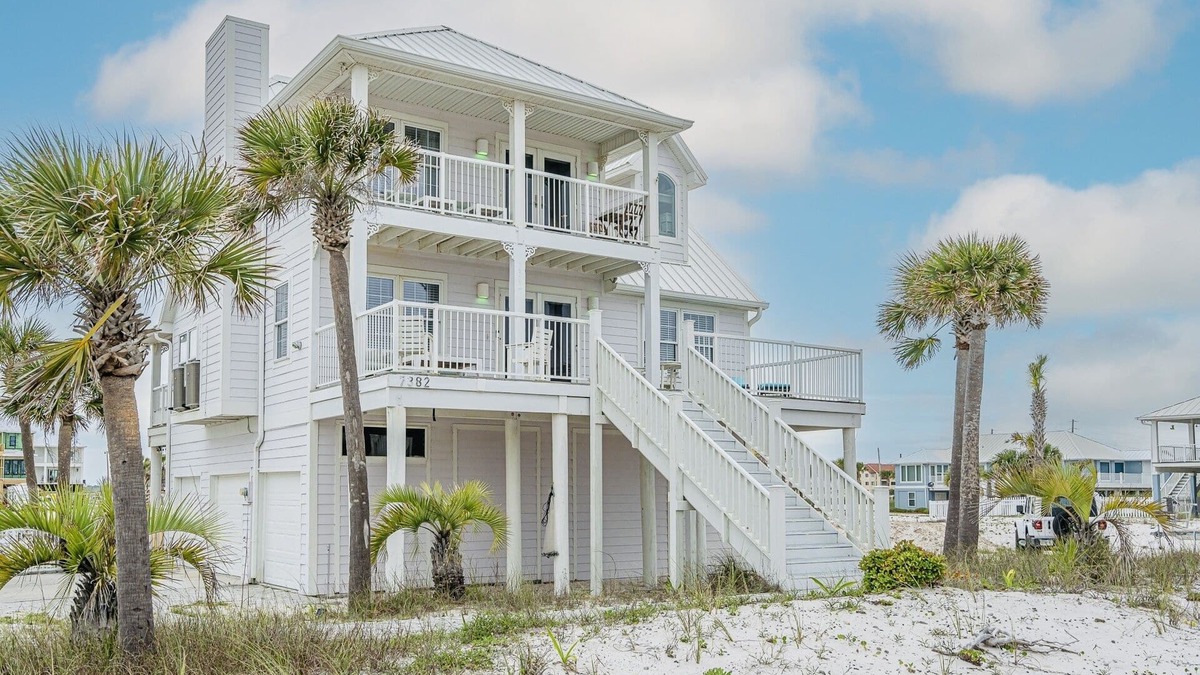 Navarre Beach House | Start booking for summer of 2026. Calendar is now open with reduced prices.