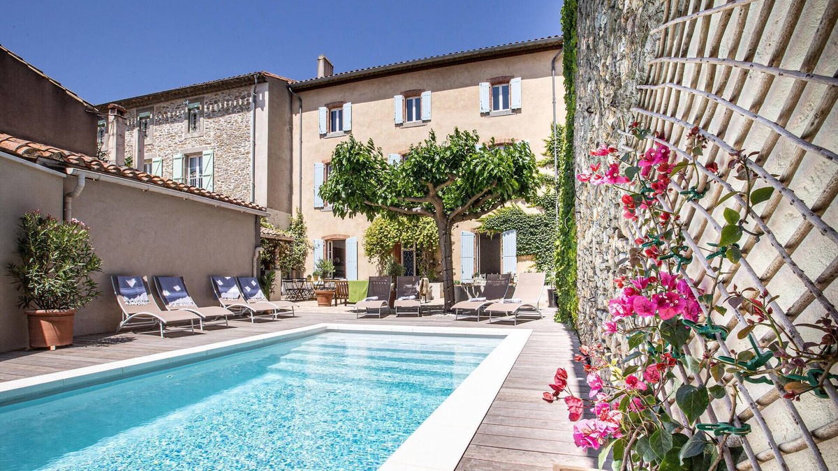 Rieux-Minervois House | Stately and elegant vacation home with pool in Rieux-Minervois.
