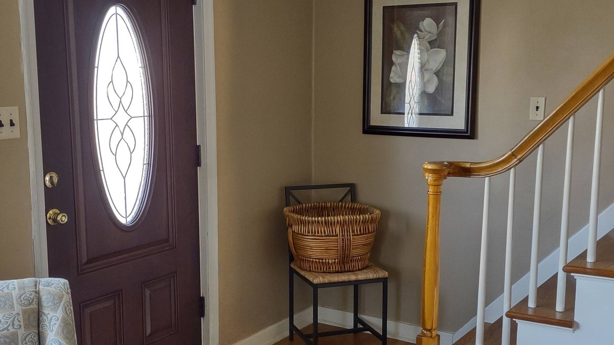 Bethlehem House | Stately, Cozy, Clean 4 Bedroom Cape Cod