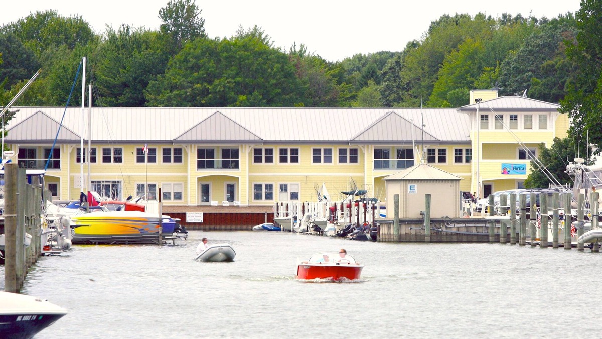 Holland Condo | Staterooms 2N, Waterside View, heated pool, near Holland State Park Beach