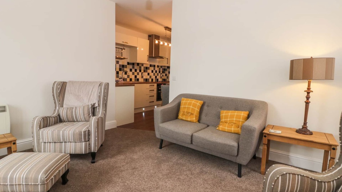 Pickering Apartment | STATION VIEW in Pickering