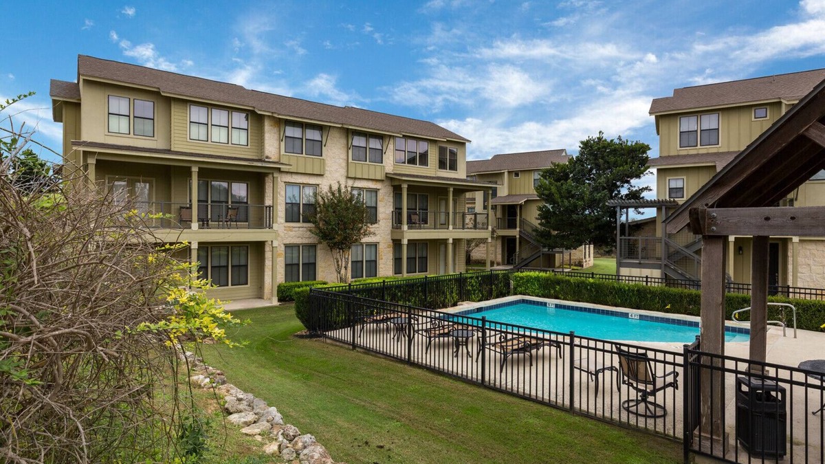 New Braunfels Condo | Stay and Play at The Bandit Golf Course-unit 204