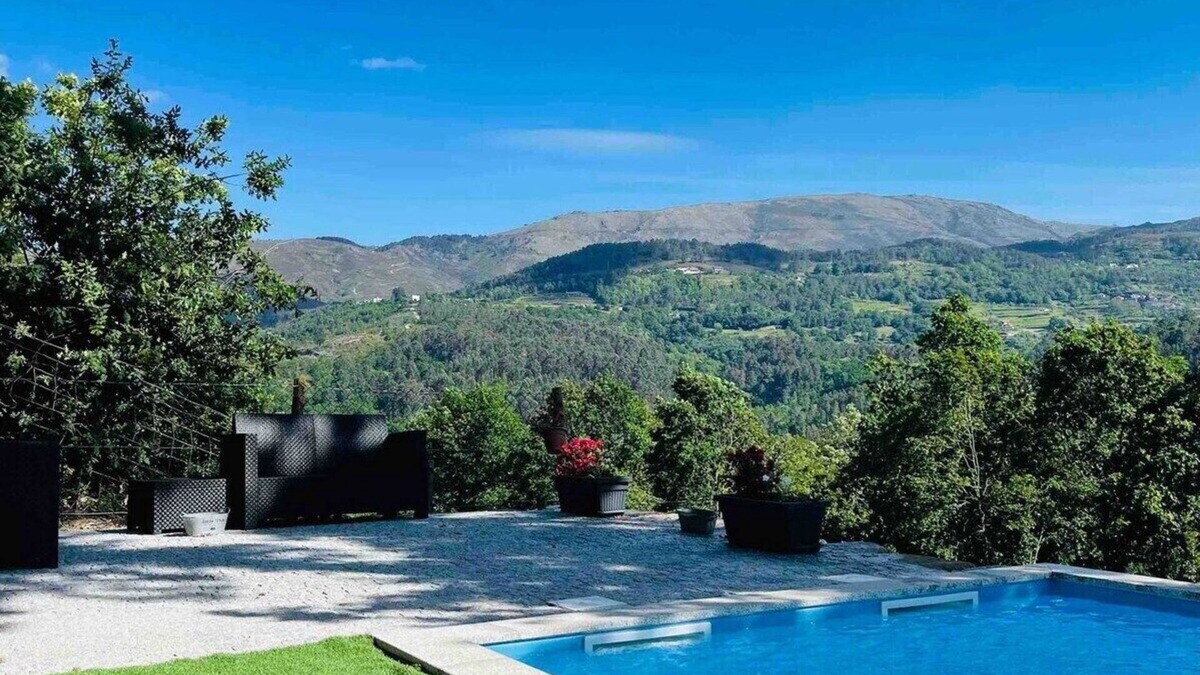 Cerva House | Stay at a Natural Paradise near Alvão