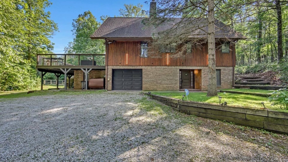 Sparta Township Cabin | Stay at Chalet 11, 22