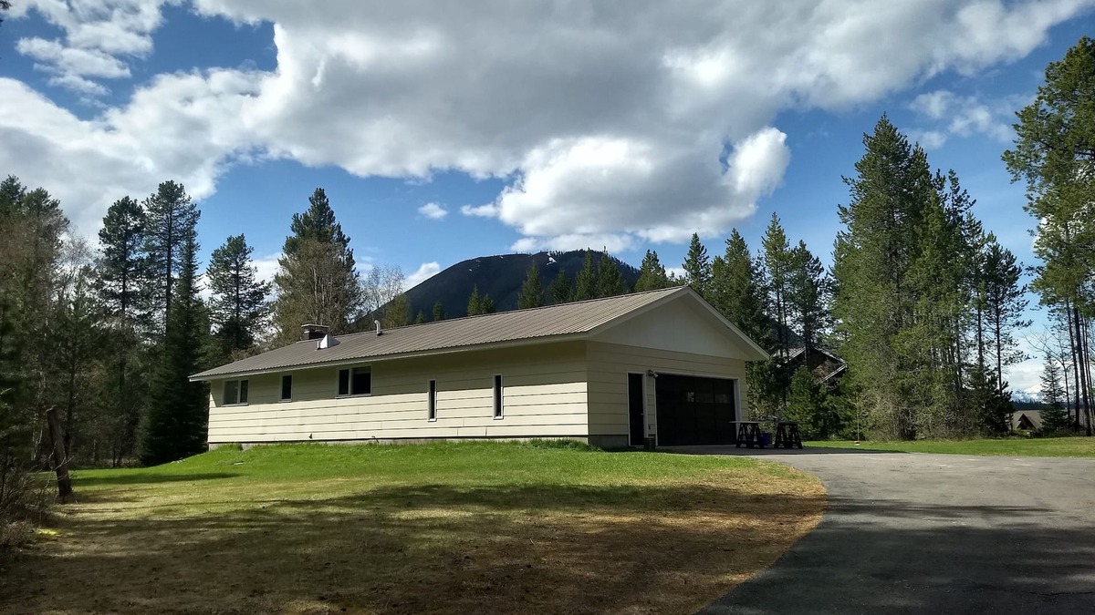 West Glacier House | Stay at Glacier's Doorstep! Just a minute or two from the park's west entrance.