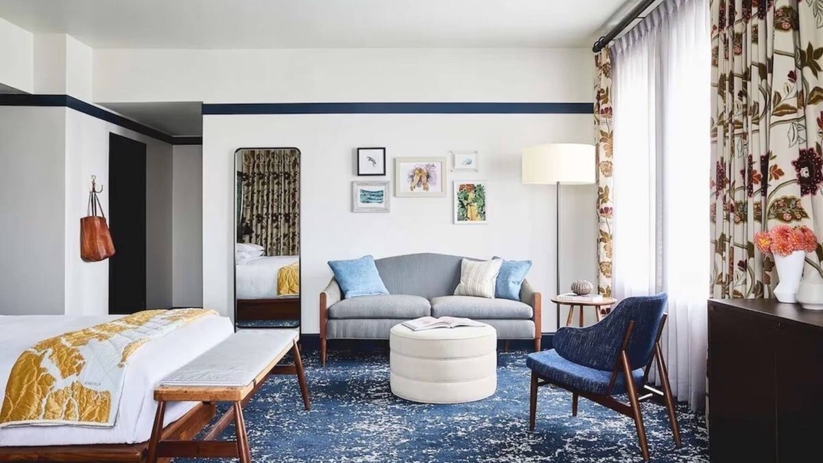 Mount Vernon Hotel | Stay at Revival Baltimore in Stylish King Studio, Near Walters Art Museum